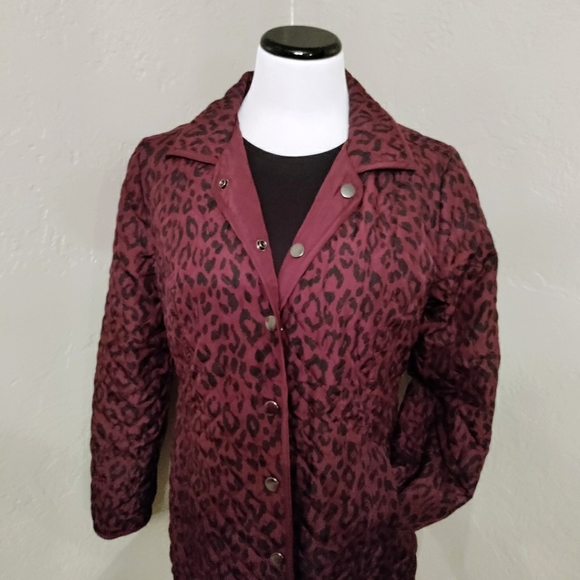 Reversible Quilted Eggplant/Black Animal Print Jacket Size Large - Picture 2 of 6